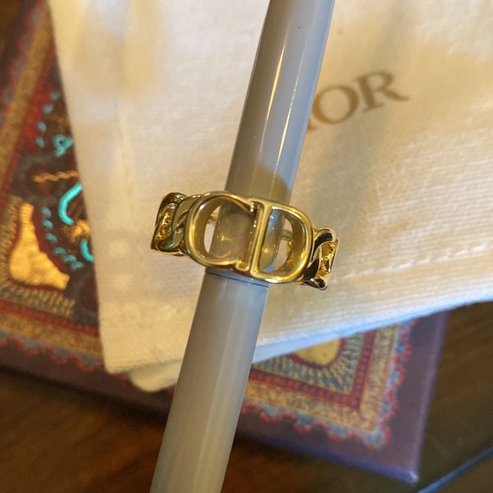 Authentic Dior Danseuse Étoile Ring - Picture 3 of 3